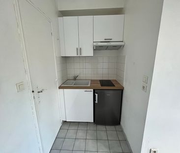 Location Appartement 1 pièce 28m² - Photo 1