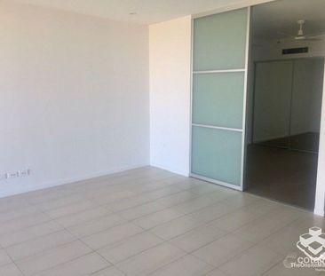1 BEDROOM UNIT IN THE HEART OF THE BROADWATER - Photo 1
