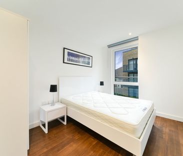1 Bed Flat, Ashton Reach, SE16 - Photo 3