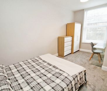 5 bedroom terraced house to rent - Photo 5