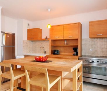 Superbe 2 pièces 54.80 m2 terrasse 22 m2, vue agréable et dé - Photo 4