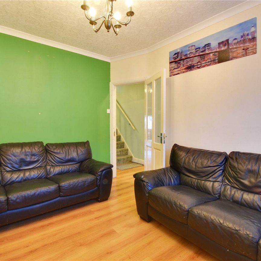 4 bedroom house to rent - Photo 1
