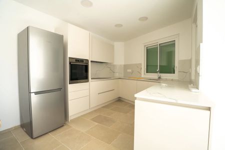 Location Appartement 3 pièces 51m² ST ANDRE DE LA ROCHE 06730 - Photo 3