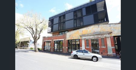 Apartment in Prime Fitzroy - Photo 5