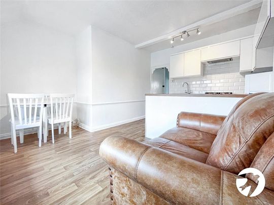 1 bedroom maisonette to rent - Photo 1