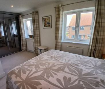 2 bedroom semi-detached house to rent - Photo 6