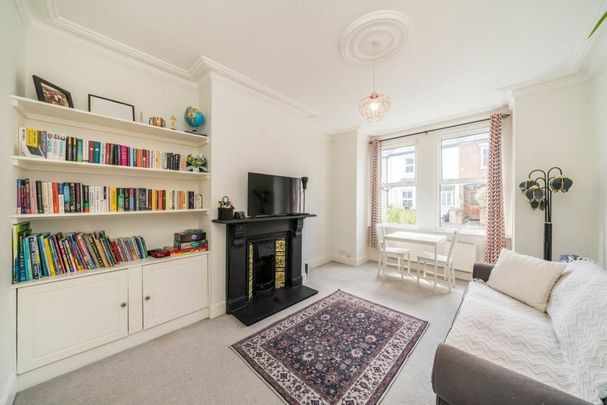 Percy Road, Isleworth, TW7 - Photo 1