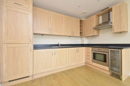 2 bedroom flat to rent - Photo 5