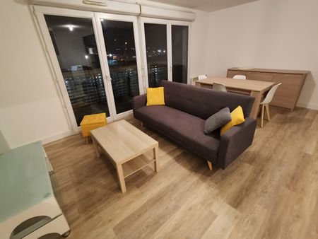 Apartment - Photo 2