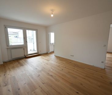Neu sanierte, moderne Wohnung mit sonnigen Balkon - Photo 3