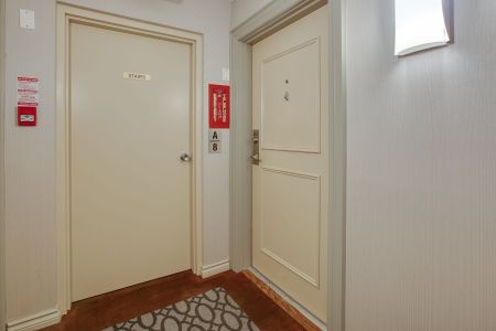 For Lease - 45 Pond Mills Road Unit# 812, London South, Ontario - Photo 4