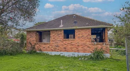 Renovated 2 bedroom Home Otara - Photo 2