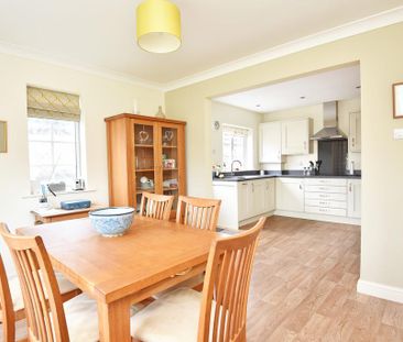 3 bedroom detached bungalow to rent - Photo 6