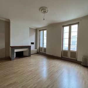 Location appartement 3 pièces, 77.00m², Aiguillon - Photo 2