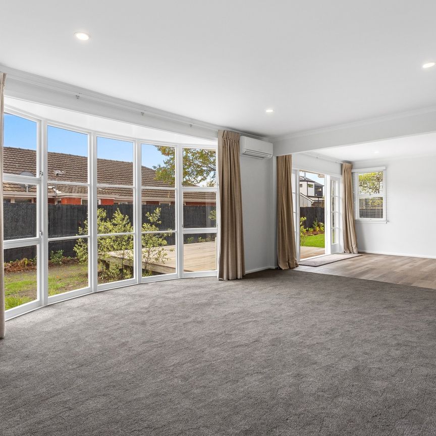 ​​Renovated 3 Bedroom house in Merivale ​ - Photo 1