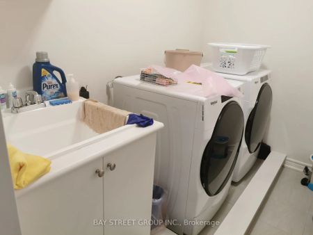 50 Crofting Crescent #(One Bedroom for Lease) - Photo 4