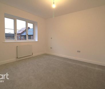 4 bedroom terraced house to rent - Photo 2