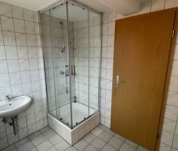 2-Raum-Wohnung mit Einbauküche und Balkon - Photo 3