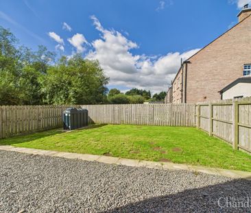 10 Moss Lane, Ballynahinch, BT24 8FE - Photo 1
