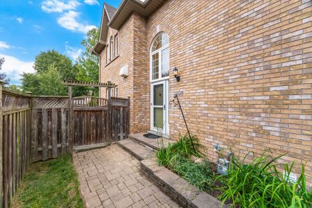 For Lease - 1395 Tobyn Drive, Burlington, Ontario - Photo 4
