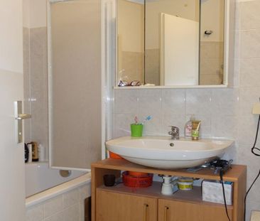 Hübsch, ruhig, gemütlich Wohnung mit Balkon und Tiefgaragenplatz in... - Photo 6