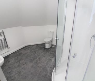 1 bedroom in a house share to rent - Photo 6