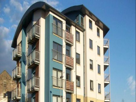 2 bedroom flat to rent - Photo 4