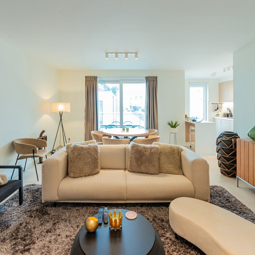 Appartement te huur - Photo 1