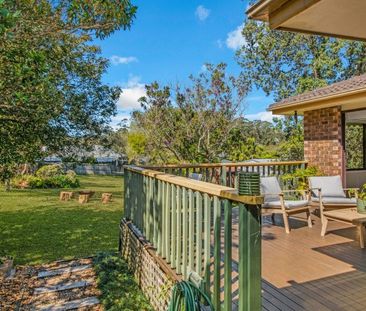 Fantastic family home that offers a relaxed coastal lifestyle - Photo 2