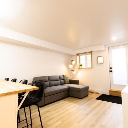 3 1/2 Neuf, meublé et tout inclus, secteur de l'aéroport - Photo 4