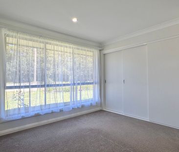 DELIGHTFUL FAMILY HOME - Photo 4