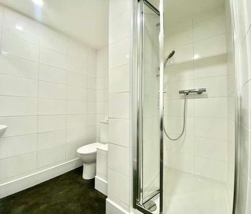 Kilburn High Road, London, NW6 - Photo 3