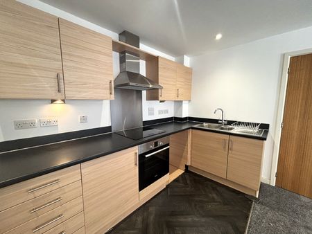 2 bedroom apartment to rent - Photo 4