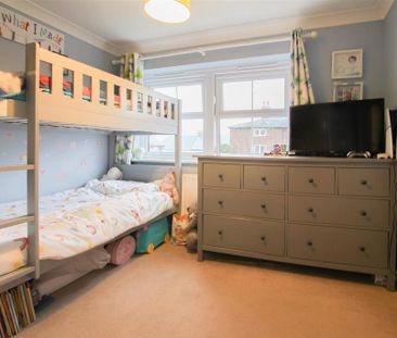 2 bedroom semi-detached house to rent - Photo 6