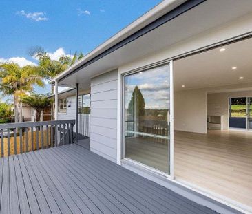 4 Bedrooms on Sunline Ave - Photo 1