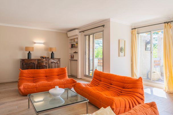 Location Appartement 5 pièces 152m² AIX EN PROVENCE 90ème - Photo 1