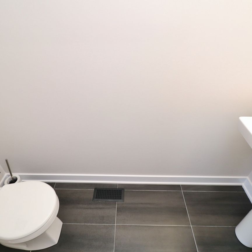 658 Terrier Cir - Photo 1