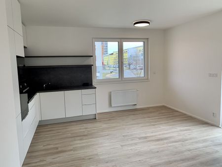 Pronájem bytu 2+kk • 57 m² bez realitkyPiskáčkových, Praha - Vysočany - Fotografie 5