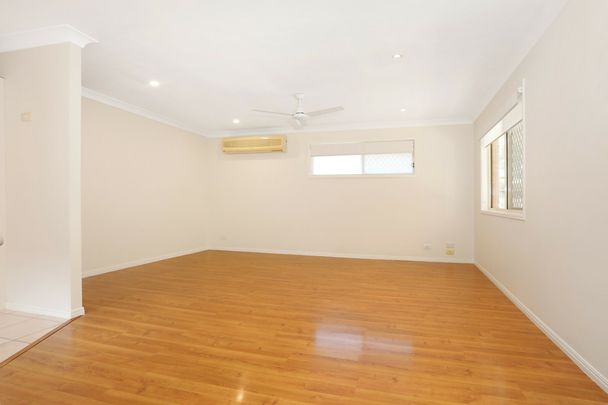 Charming Home in Prime Nerang Location - Photo 1