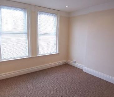 studio to rent Parkwood Road, Bournemouth - Photo 1