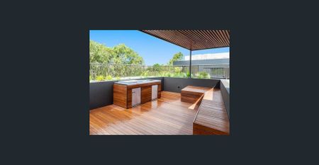 LUXURY ONE-BEDROOM LIVING IN THE HEART OF KENSINGTON - Photo 3