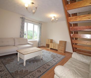 2 Bedroom House - Terraced - Photo 6