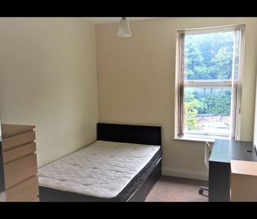 4 Bed Flat, Woodsley Road, LS2 - Photo 4