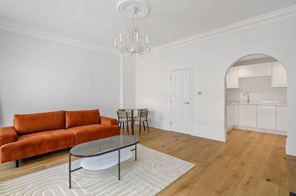 2 Bed Flat, Danbury Street, N1 - Photo 1