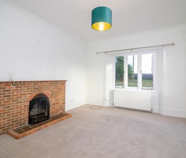 4 bedroom detached house to rent - Photo 4