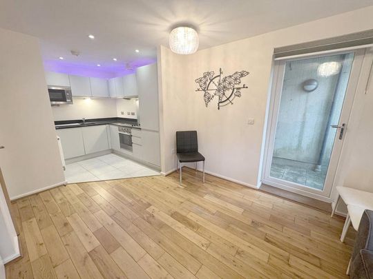 1 bedroom apartment to rent - Photo 1