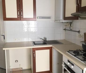 Location Appartement 2 pièces 28m² ST ETIENNE 42100 - Photo 1