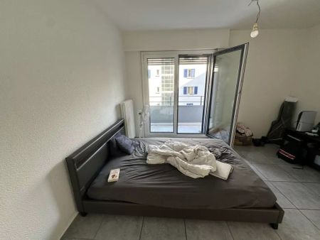 Studio dans un immeuble rénové à deux pas du centre-ville - Foto 2