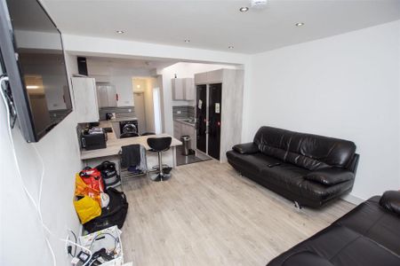 7 bedroom house to rent - Photo 2