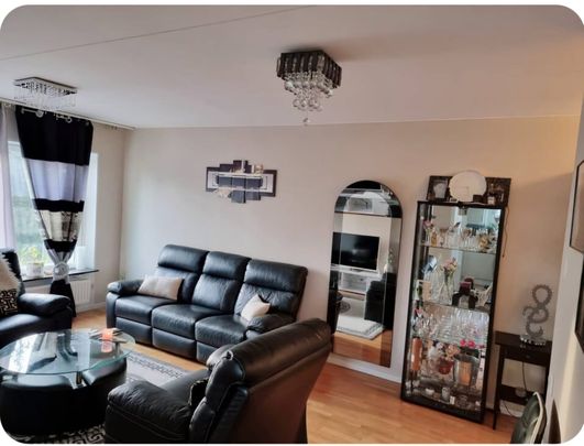 Loviselundsvägen, Hässelby - Photo 1